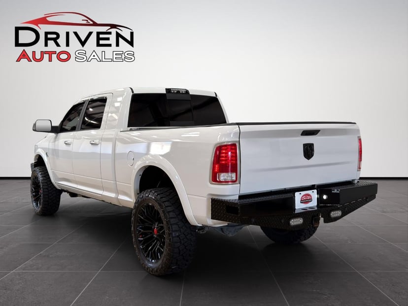 2018 Ram 2500 - Image 3