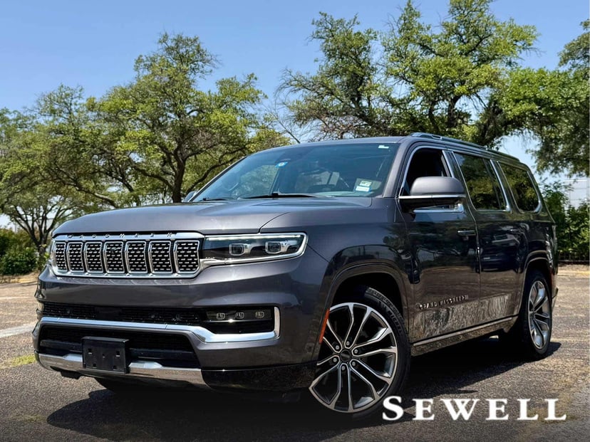 2022 Jeep Grand Wagoneer - Image 1