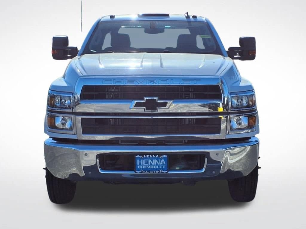 2023 Chevrolet Silverado 5500 HD - Image 2