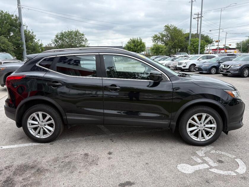 2017 Nissan Rogue Sport - Image 3