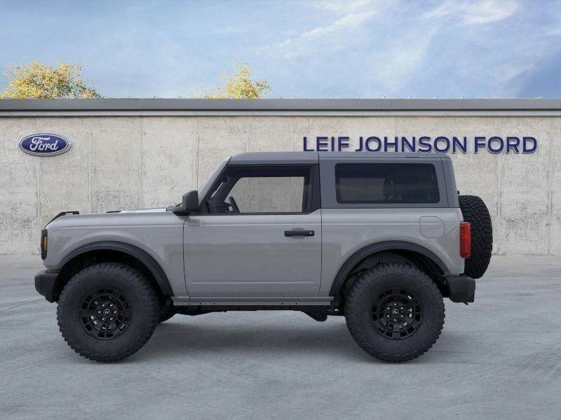 2026 Ford Bronco - Image 2