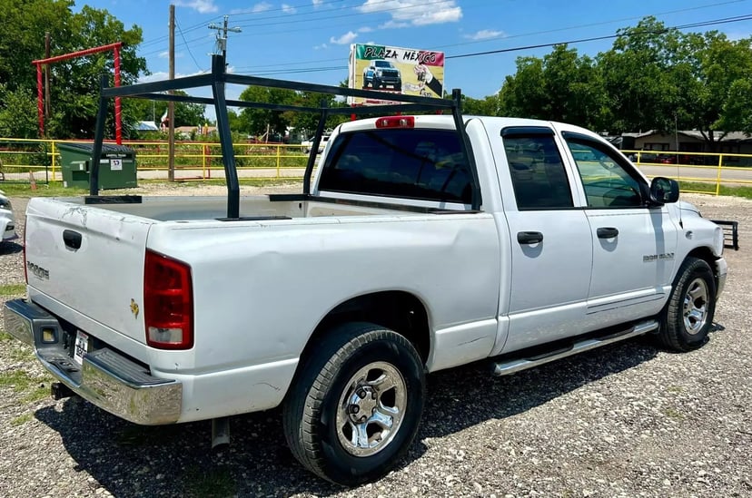 2004 Dodge Ram 1500 - Image 2