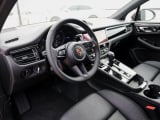 2026 Porsche Macan - Preview 4