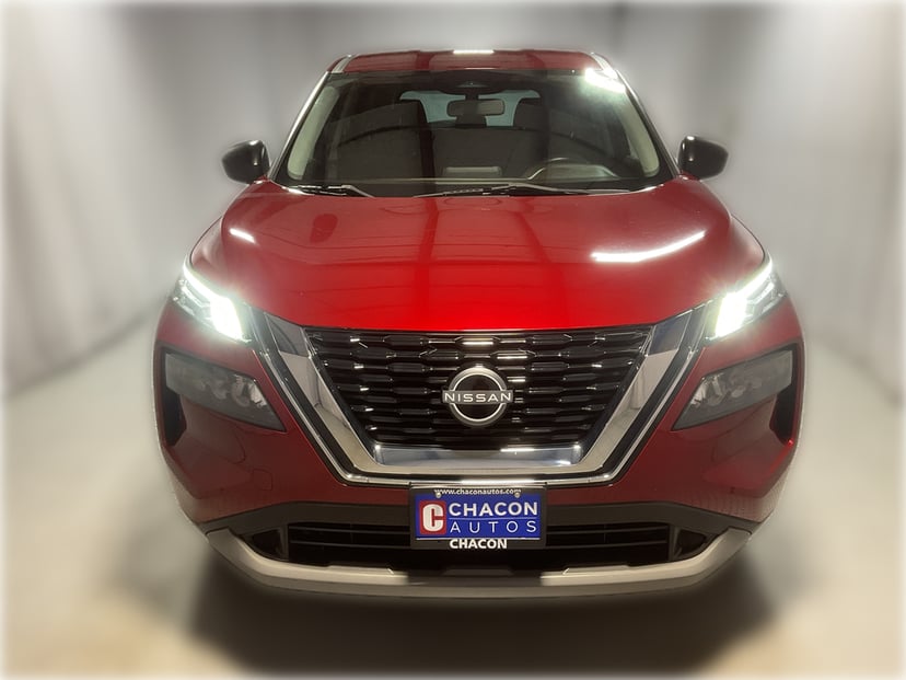 2023 Nissan Rogue - Image 2