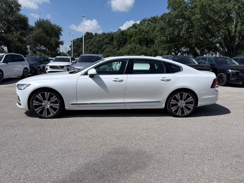 2023 Volvo S90 - Image 3