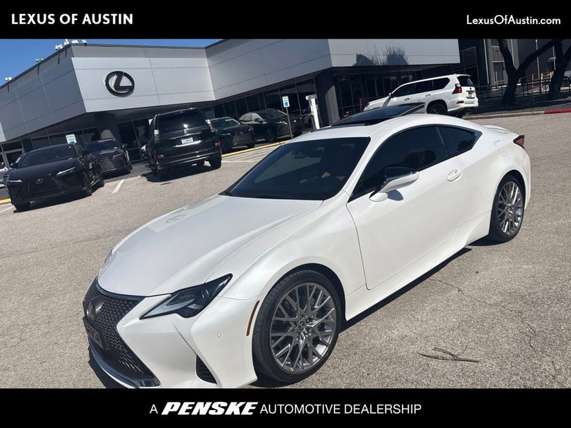 2022 Lexus rc - Image 2