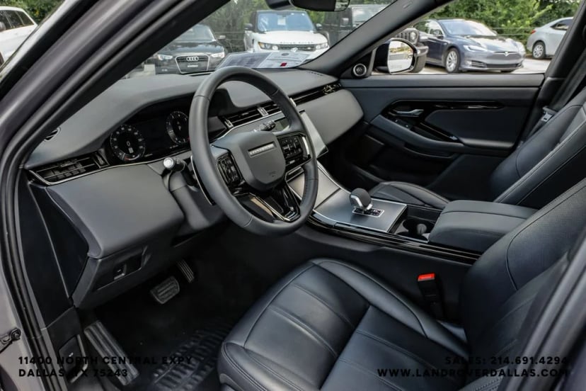 2026 Land Rover Range Rover Evoque - Image 2