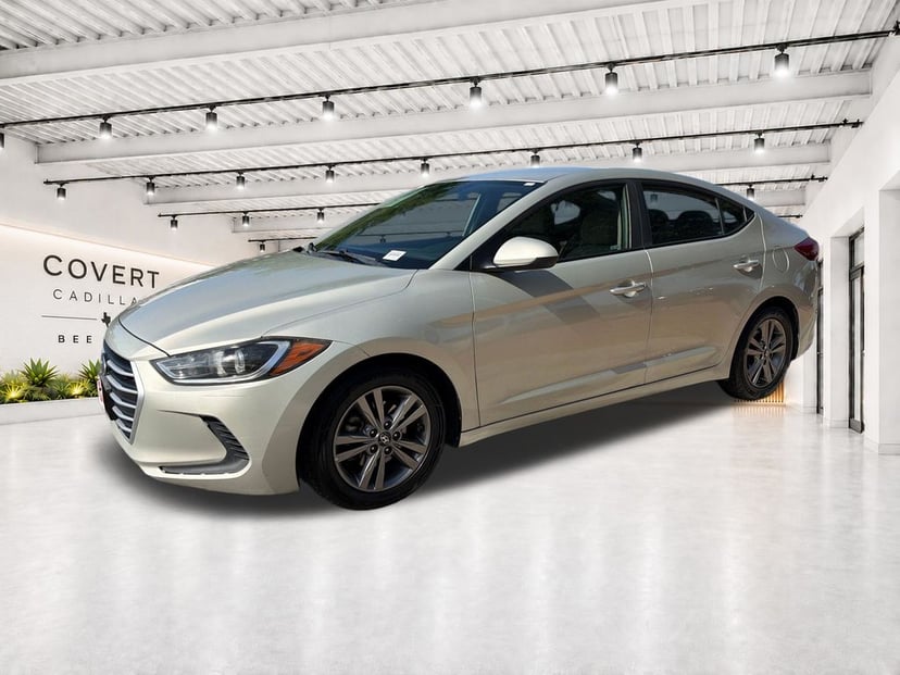 2018 Hyundai Elantra - Image 3