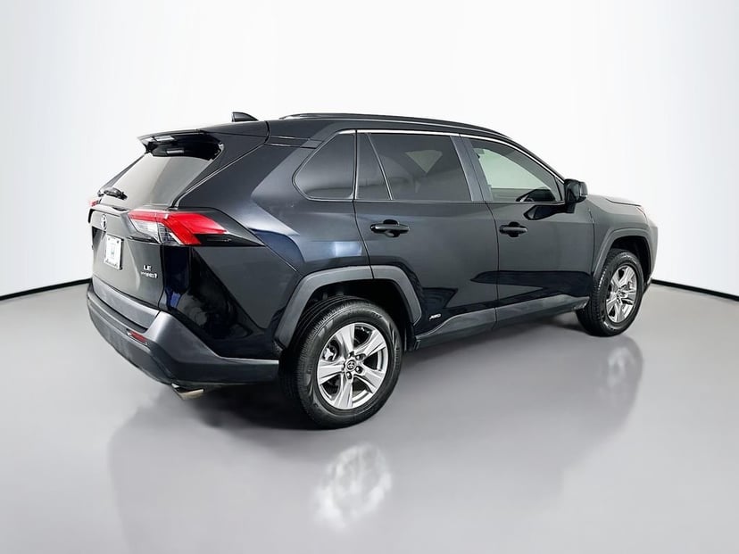 2024 Toyota RAV4 - Image 3