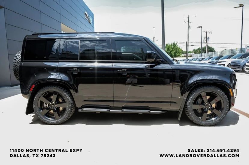 2026 Land Rover Defender - Image 2
