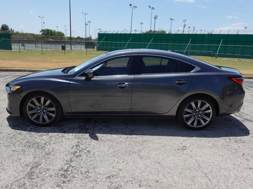 2018 Mazda Mazda6 - Image 2