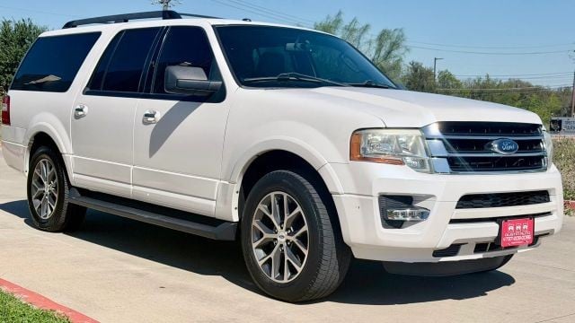 2015 Ford Expedition - Image 1