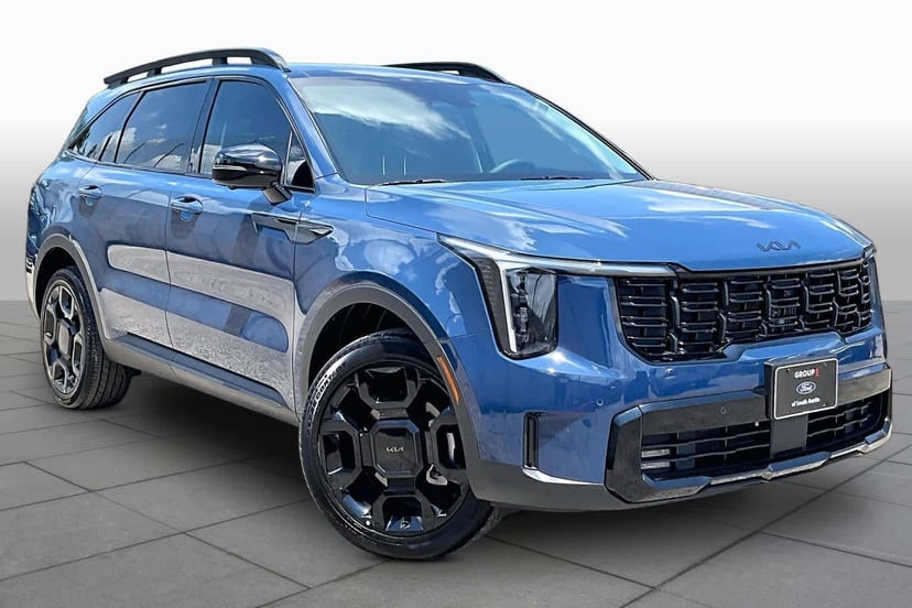 2026 Kia Sorento - Image 3