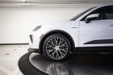 2024 Porsche Macan - Preview 11