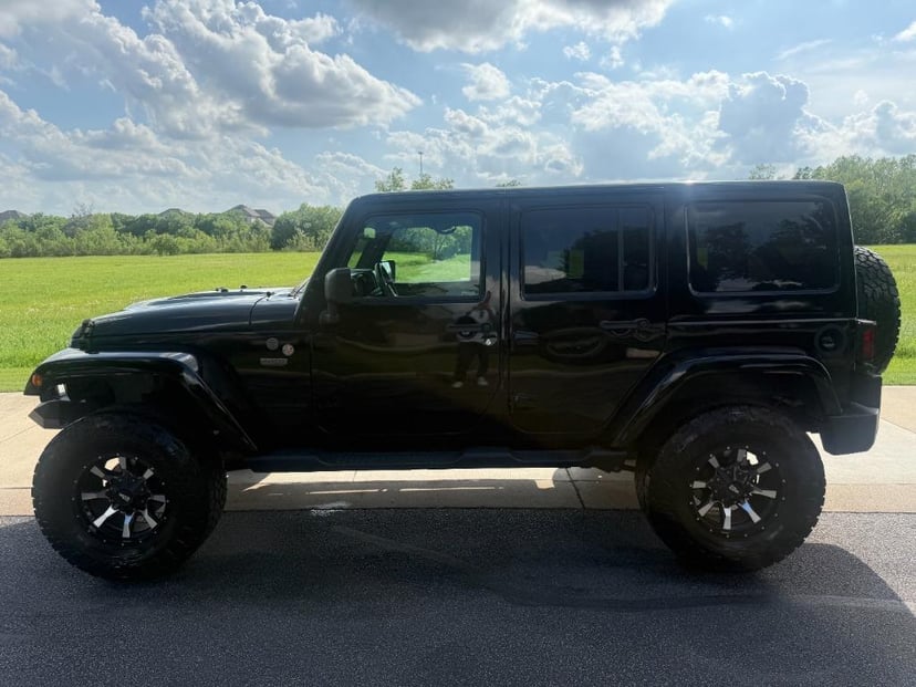 2017 Jeep Wrangler - Image 3