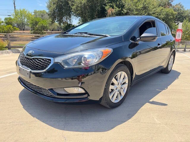 2015 Kia Forte - Image 1