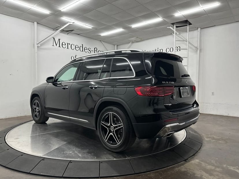 2026 Mercedes-Benz GLB-Class - Image 2