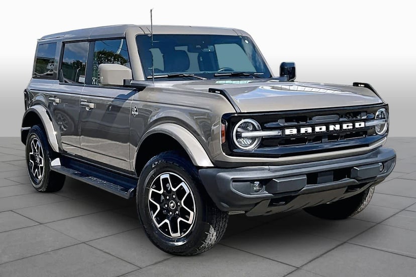 2025 Ford Bronco - Image 1