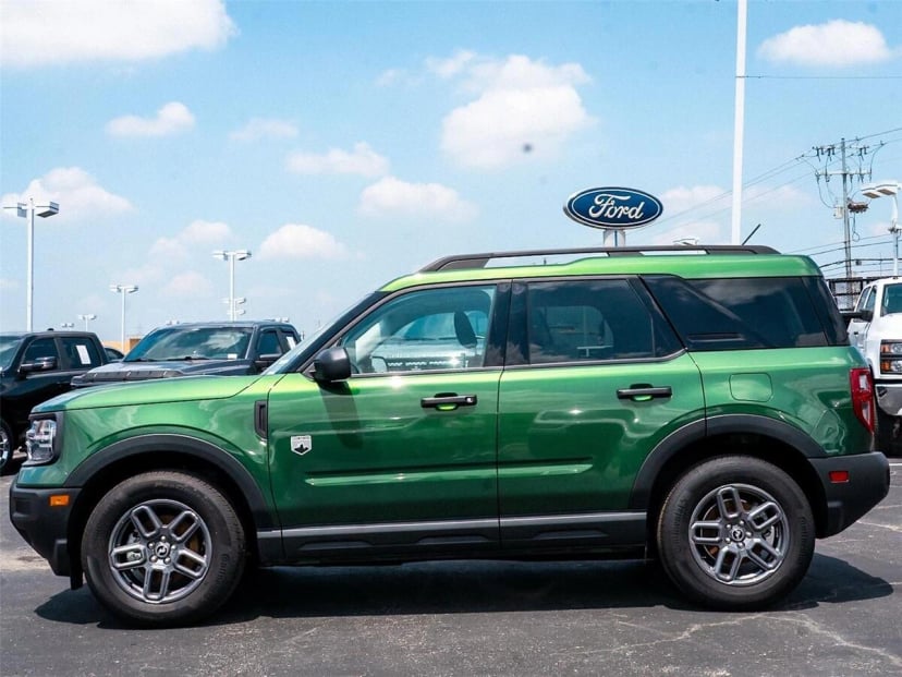 2025 Ford Bronco Sport - Image 3