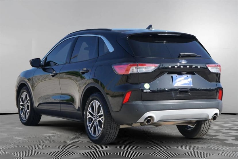 2022 Ford Escape - Image 3