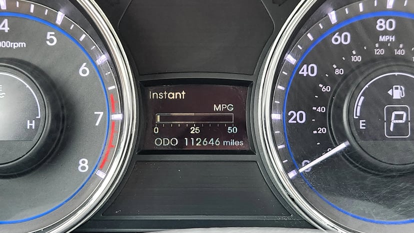 2014 HYUNDAI Sonata - Image 3