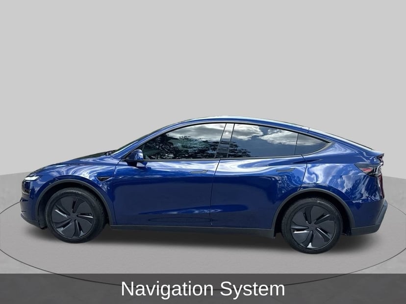 2026 Tesla Model Y - Image 2