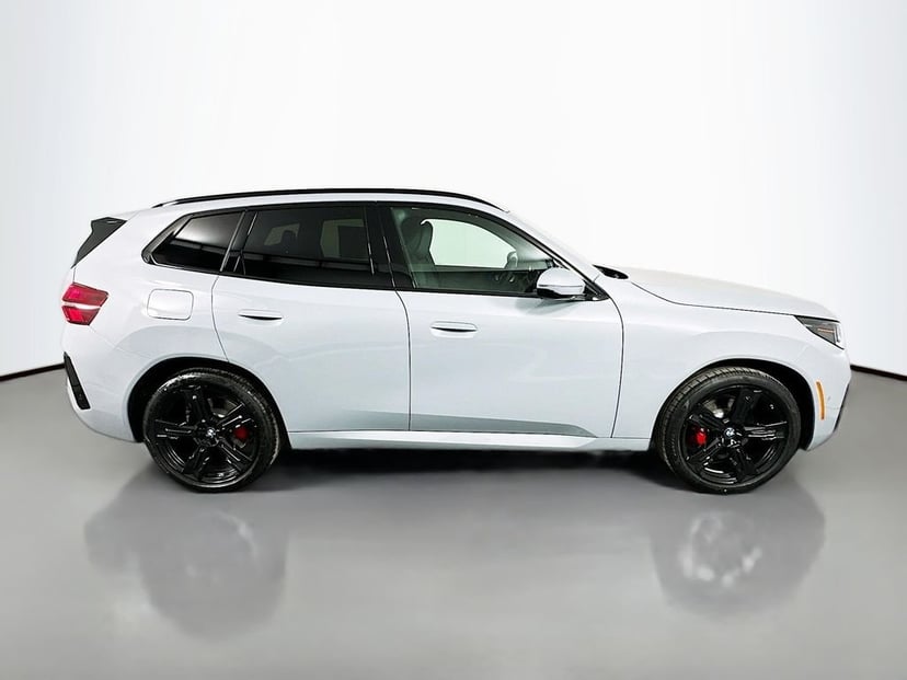 2026 BMW X3 - Image 3
