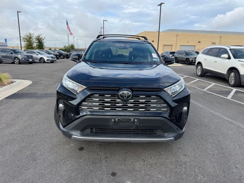2019 Toyota RAV4 - Image 2