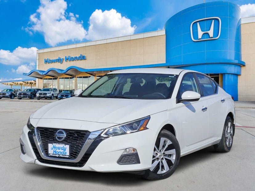 2019 Nissan Altima - Image 1