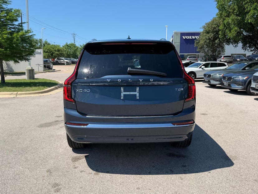 2026 Volvo XC90 - Image 3