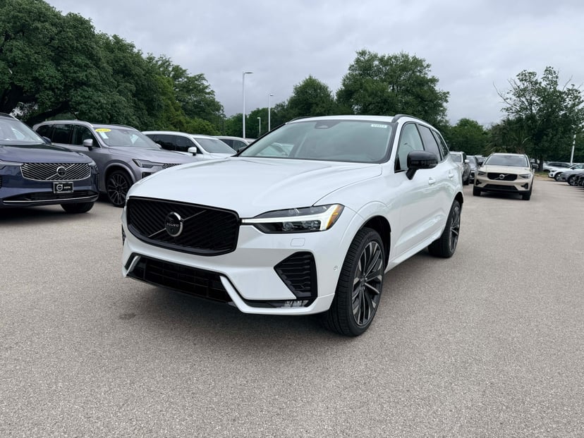 2026 Volvo XC60 - Image 1