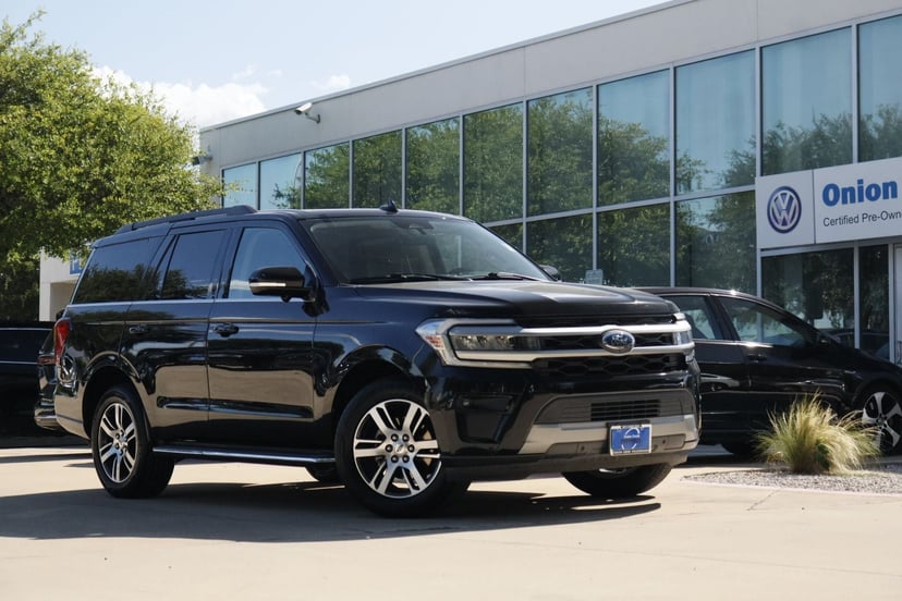 2023 Ford Expedition - Image 1