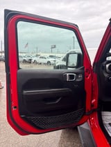 2019 Jeep Wrangler - Preview 11