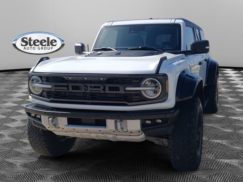 2023 Ford Bronco - Image 1