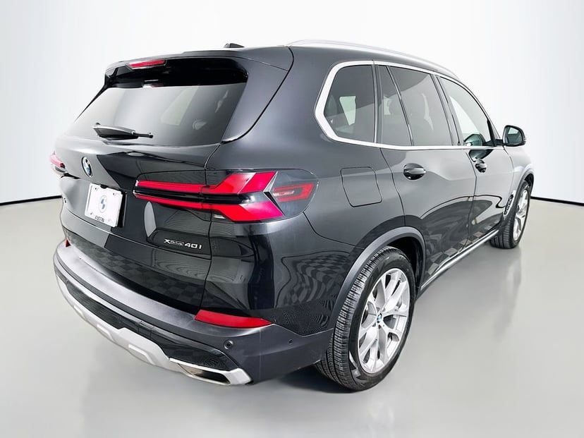 2024 BMW X5 - Image 3