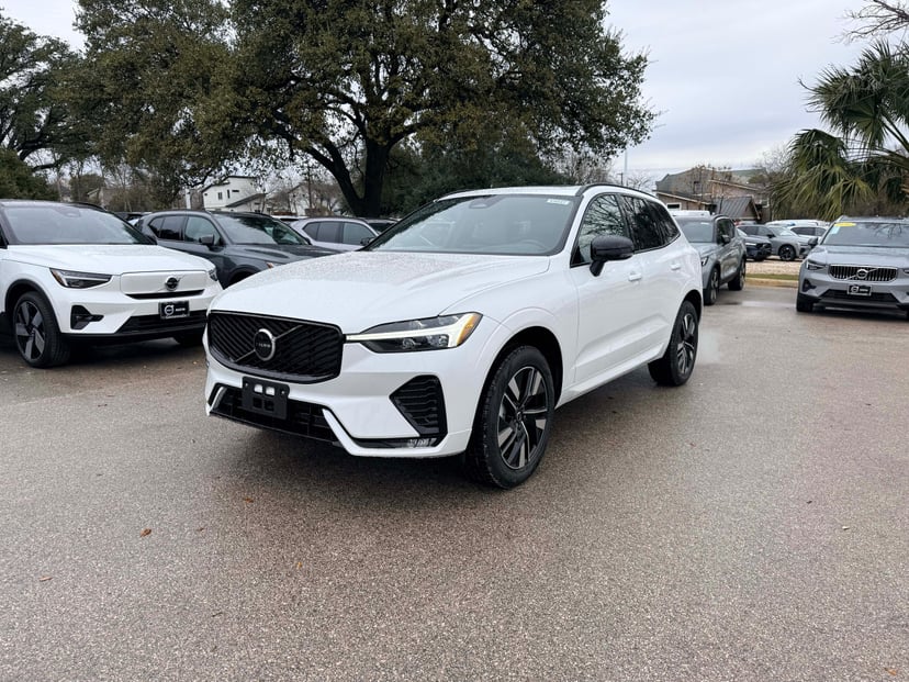 2026 Volvo XC60 - Image 1