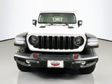 2024 Jeep Gladiator - Preview 3