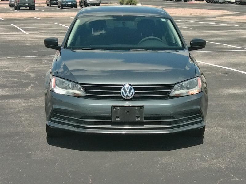 2015 Volkswagen Jetta - Image 3