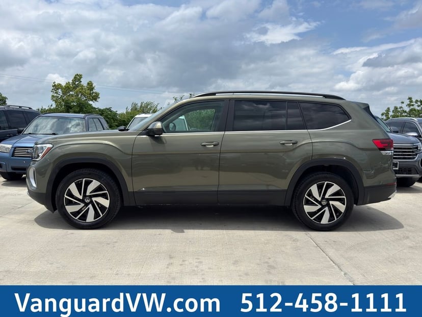 2026 Volkswagen Atlas - Image 2