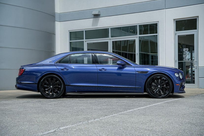 2025 Bentley Flying Spur - Image 3