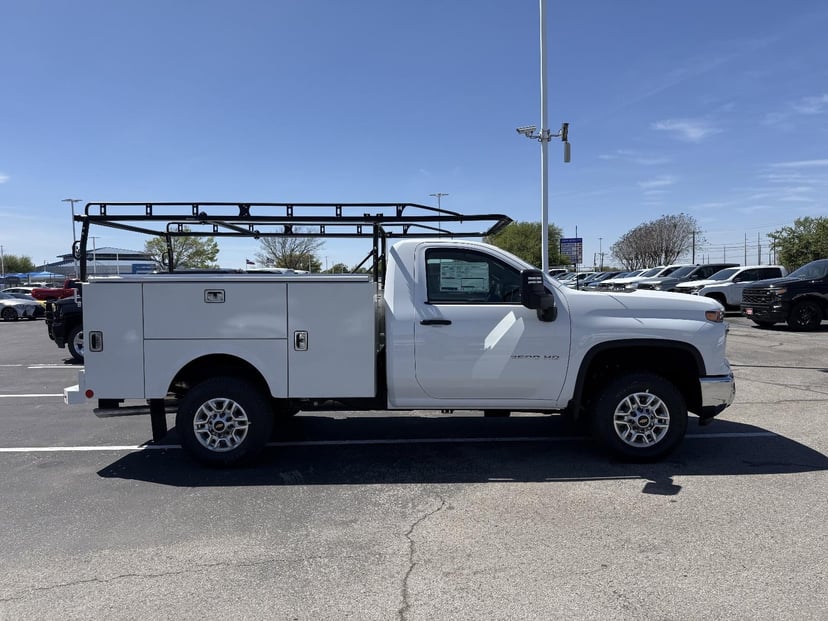 2026 Chevrolet Silverado 2500 HD - Image 2