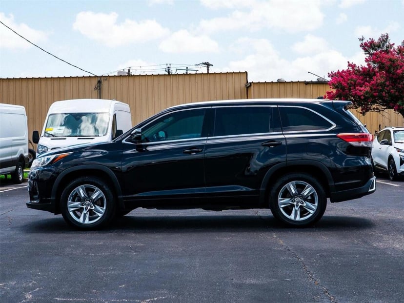 2018 Toyota Highlander - Image 3