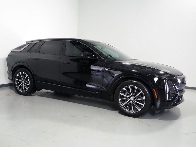 2024 Cadillac Lyriq - Image 1