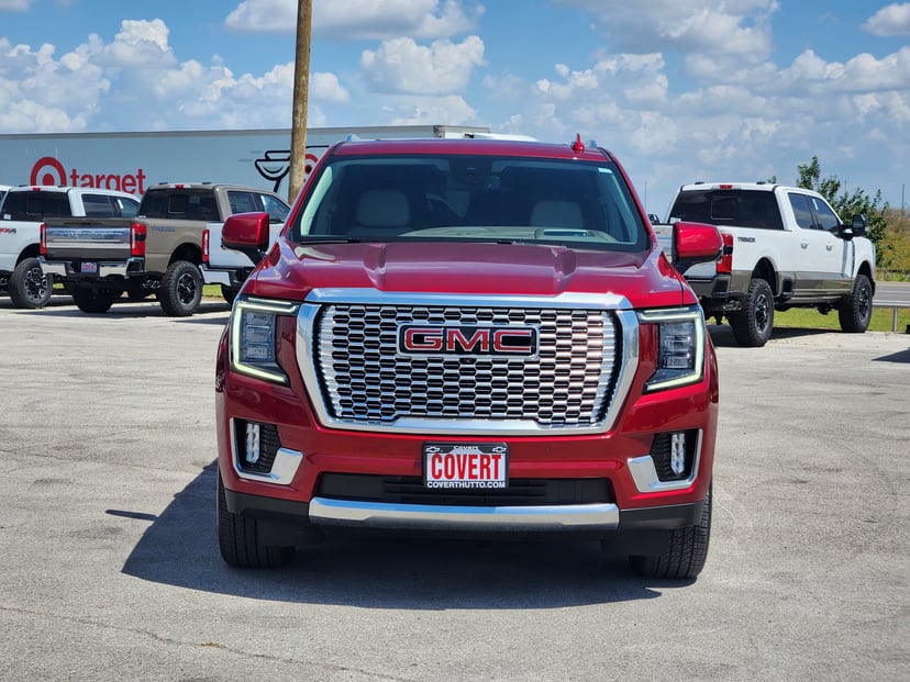 2024 GMC Yukon XL - Image 3