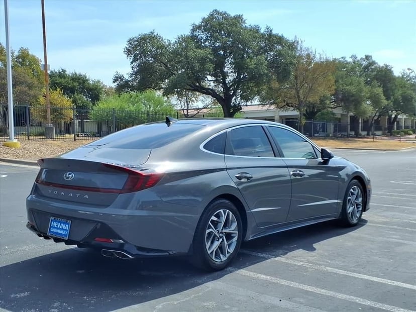 2023 Hyundai Sonata - Image 3
