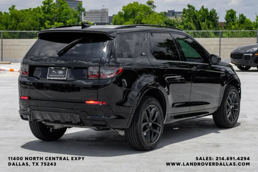 2026 Land Rover Discovery Sport - Image 2
