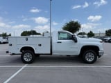 2026 Chevrolet Silverado 3500 HD - Preview 4