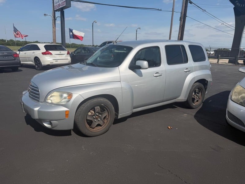 2011 Chevrolet HHR - Image 1