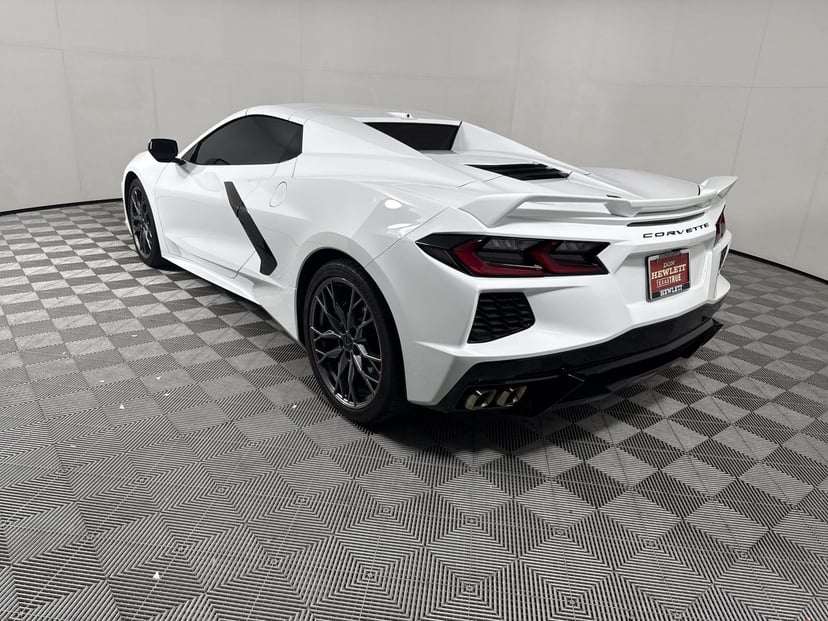 2024 Chevrolet Corvette - Image 3