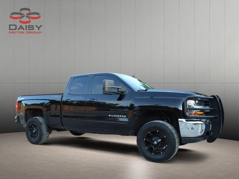 2018 Chevrolet Silverado - Image 2